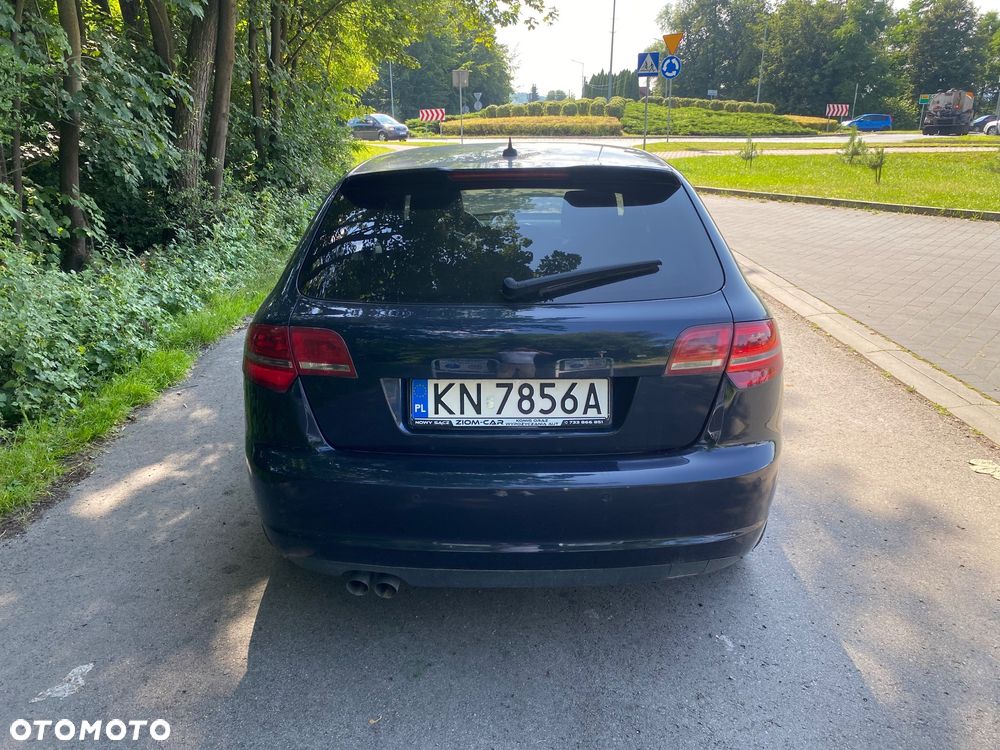 Audi A3 Sportback 2.0 TDI DPF S tronic Ambiente - 5