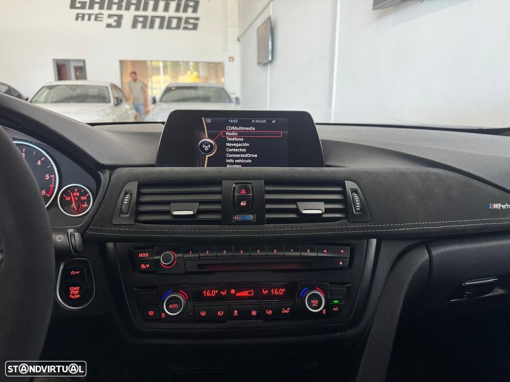 BMW 320 d Auto Pack M - 15