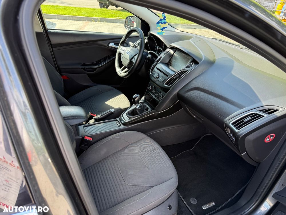 Ford Focus 1.5 TDCi DPF Start-Stopp-System Titanium - 8