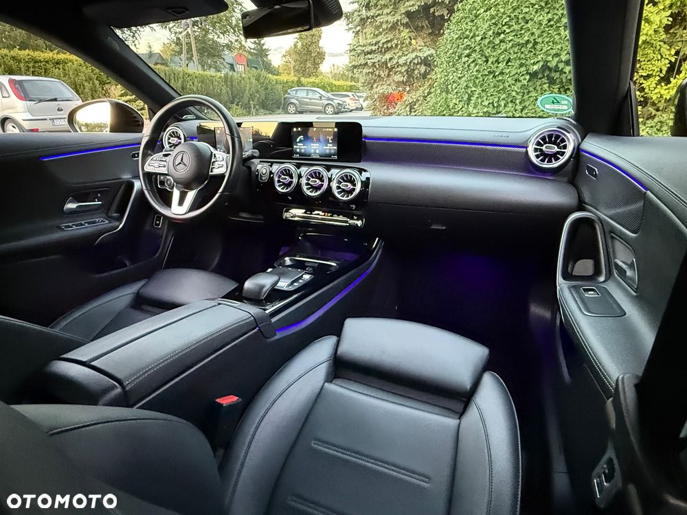 Mercedes-Benz CLA 220 d AMG Line 8G-DCT - 16