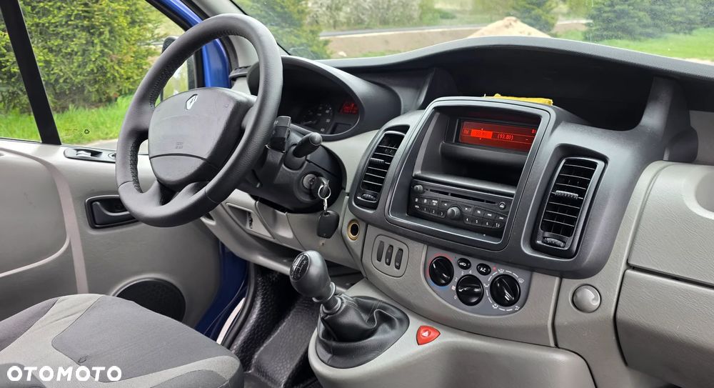 Renault TRAFIC - 5