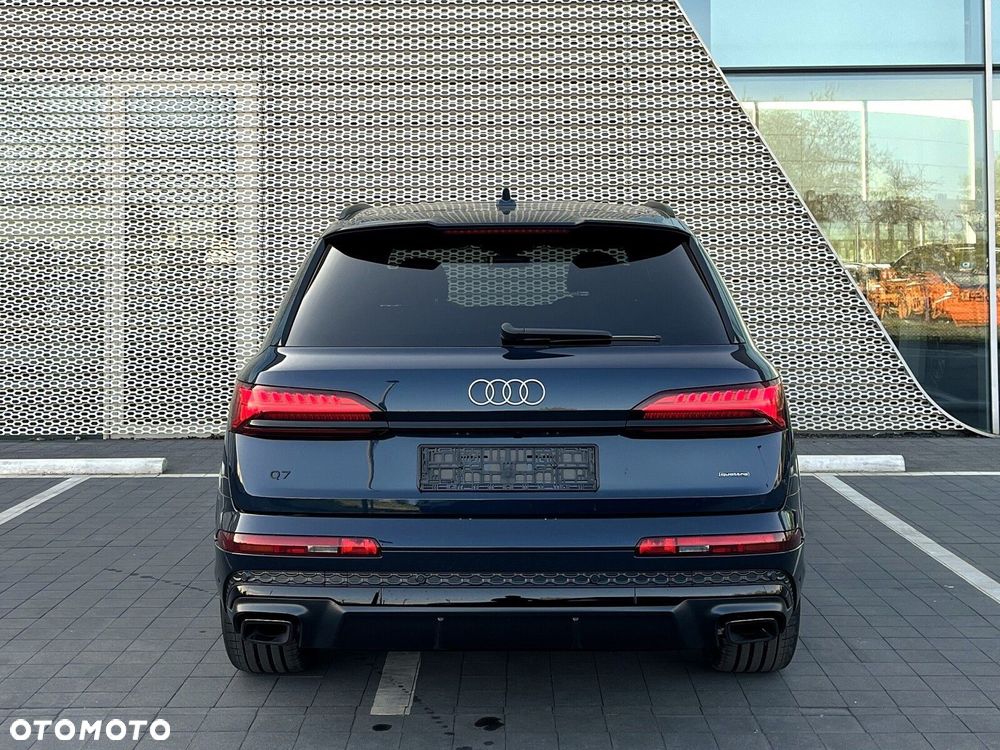 Audi Q7 - 13