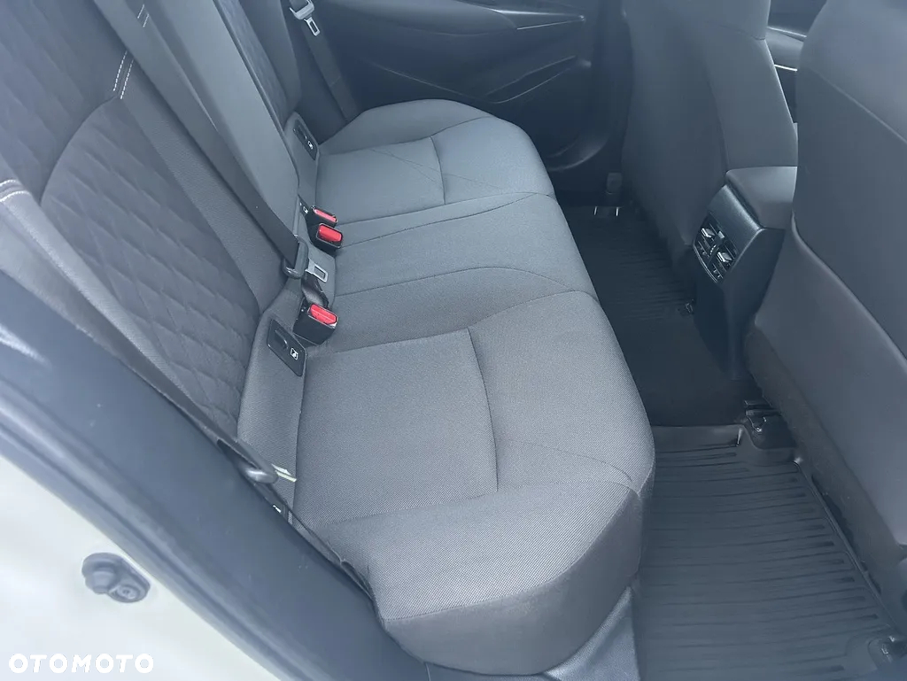 Toyota Corolla 1.5 Comfort - 29