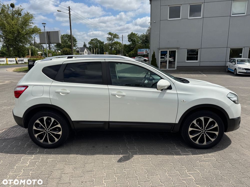 Nissan Qashqai - 4