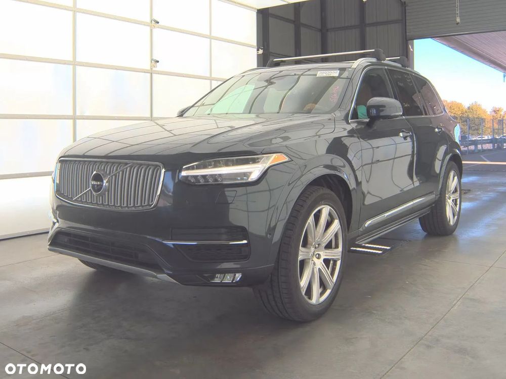 Volvo XC 90 - 16
