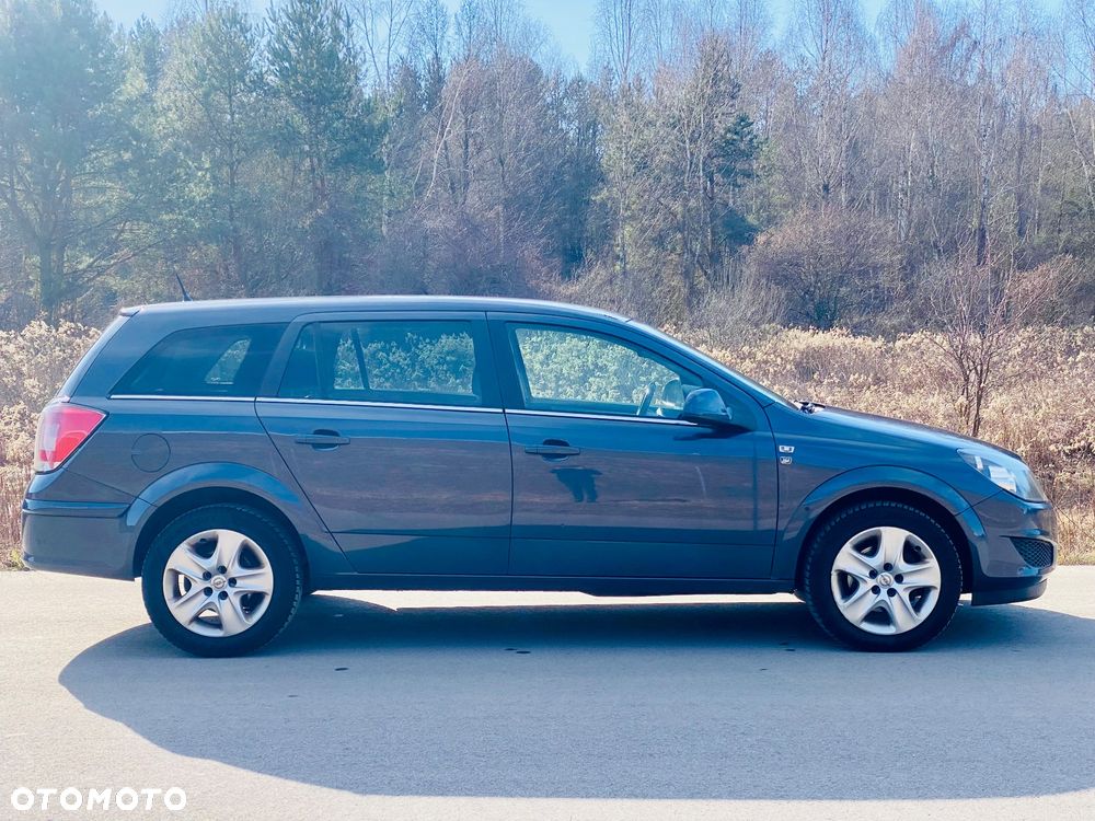 Opel Astra 1.8 Edition 111 Jahre - 24