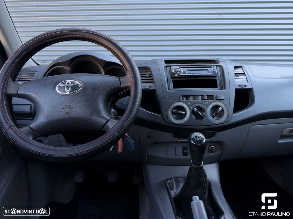 Toyota Hilux 2.5 D-4D 2WD CD - 19