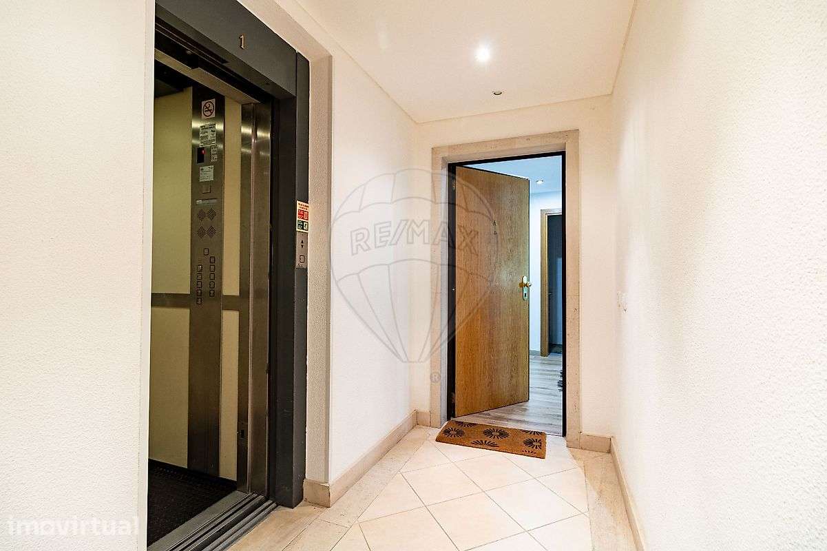 Apartamento T3 para arrendamento - Grande imagem: 2/22