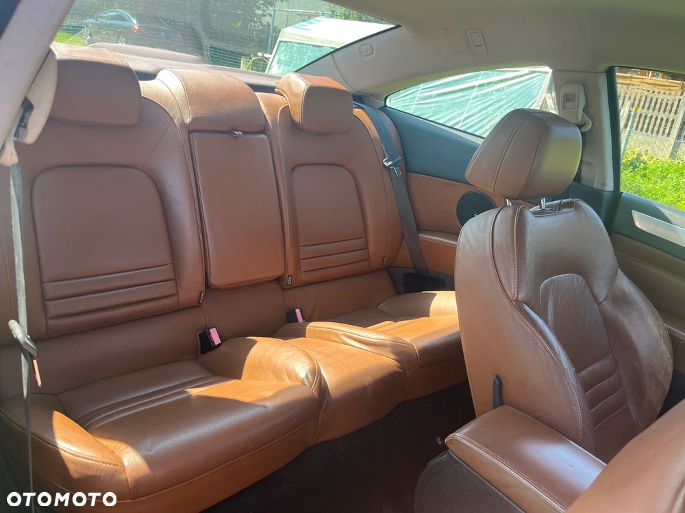 Peugeot 407 2.2 Intense - 10