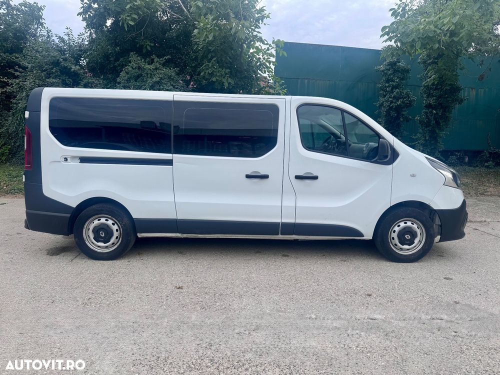 Renault Trafic Combi L2H1 8+1 Authentique - 4