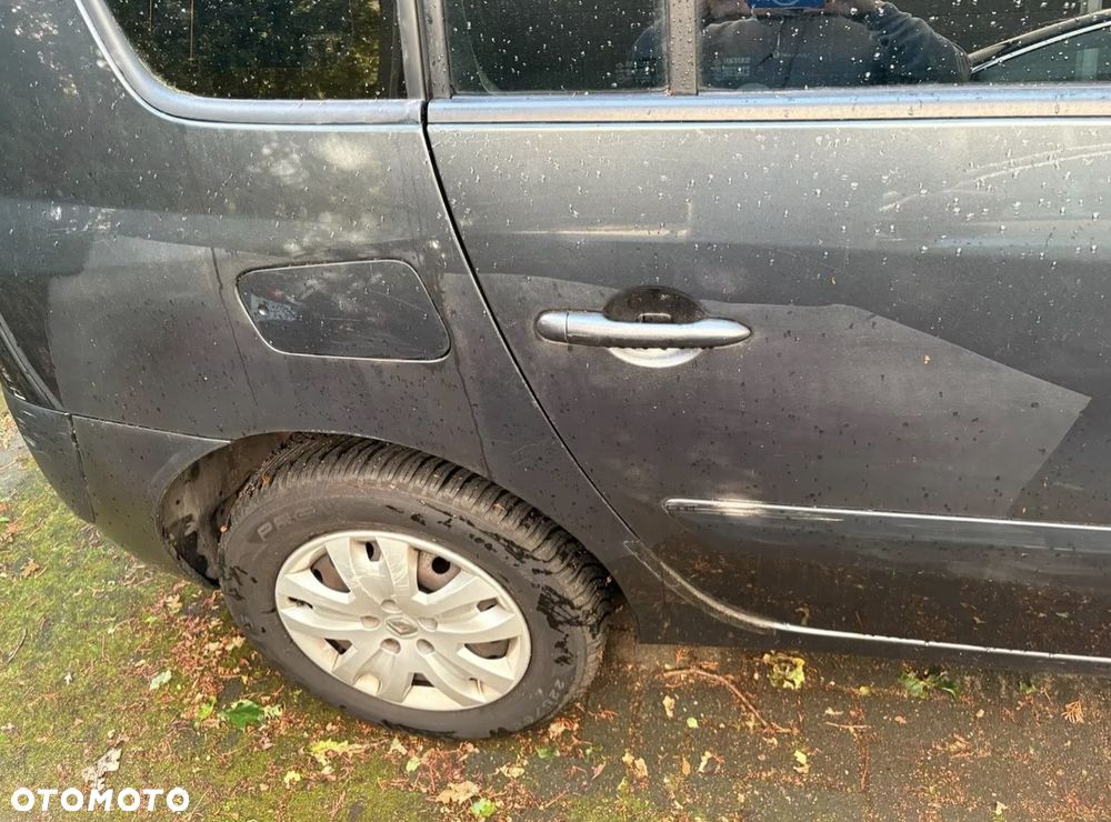 Renault Espace TCe 170 Paris - 10