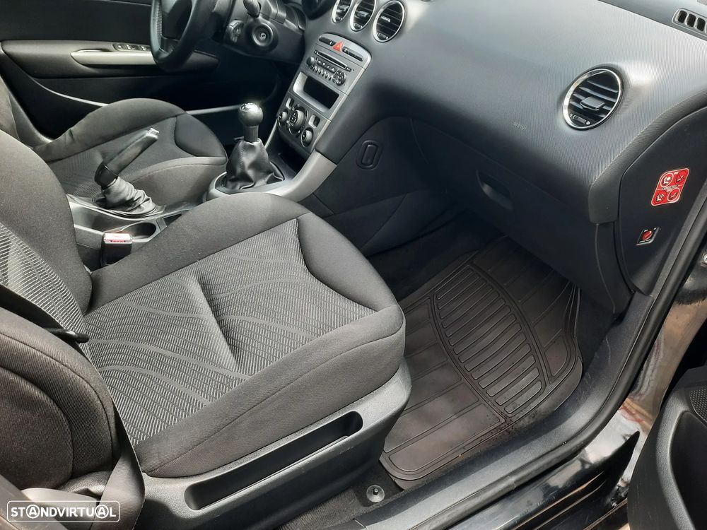 Peugeot 308 1.6 HDi Sport - 31