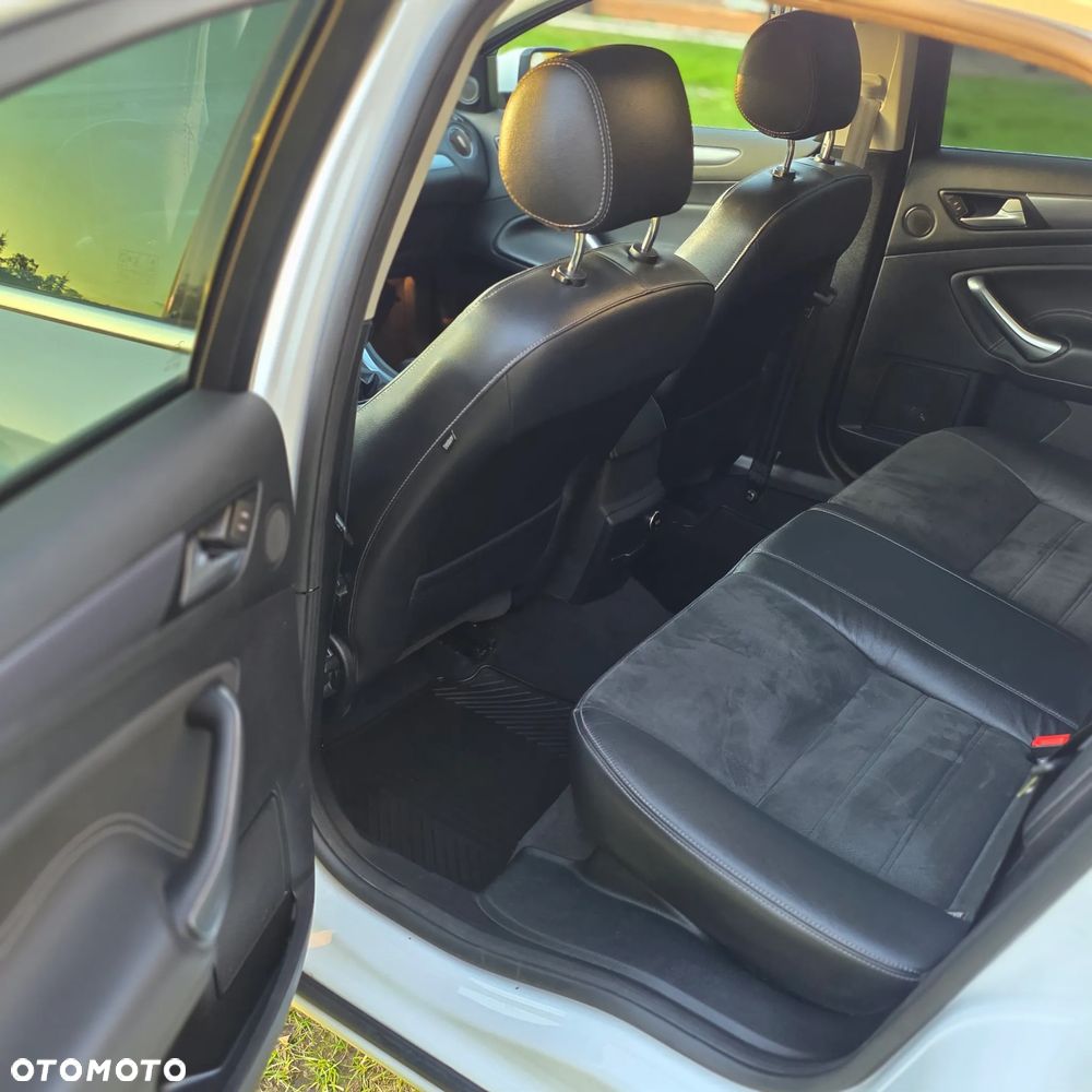 Ford Mondeo 2.0 TDCi Business Edition - 12
