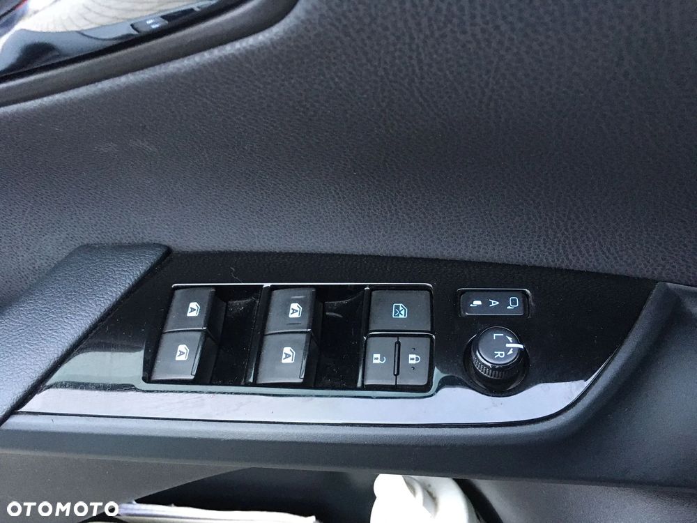 Toyota Prius 1.8 Hybrid Prestige - 22