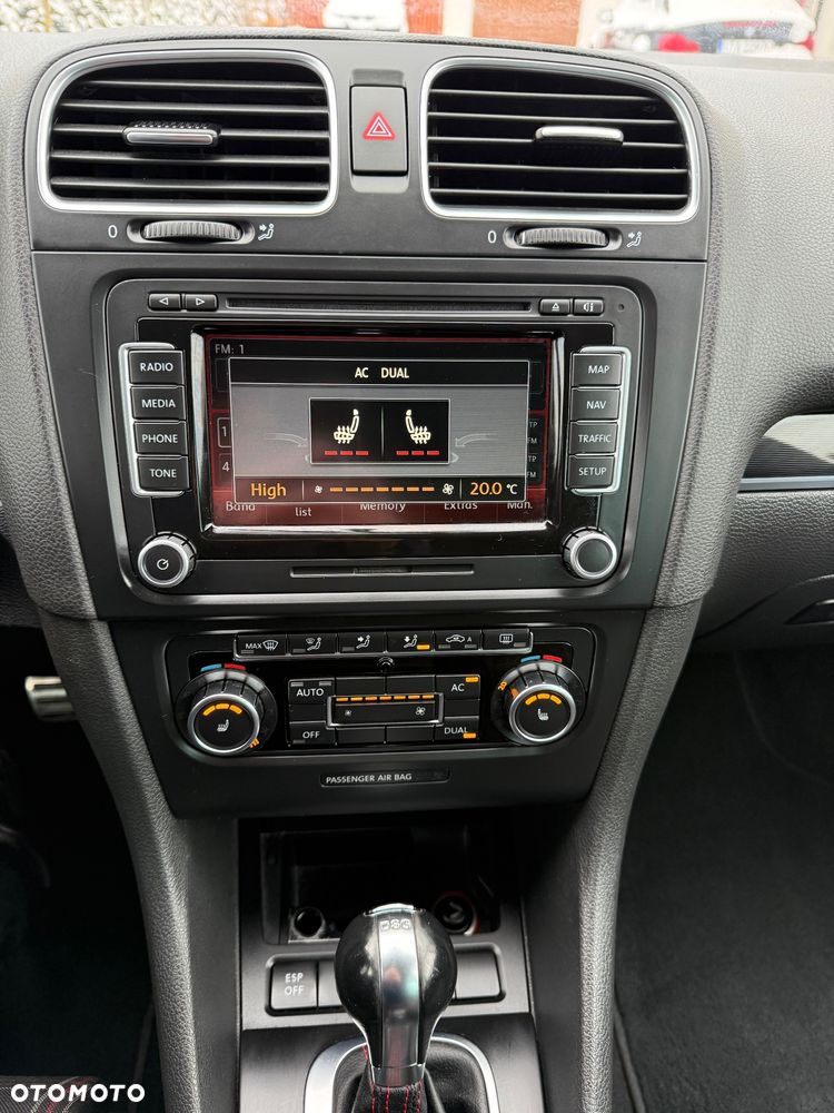 Volkswagen Golf 2.0 GTI DSG - 18