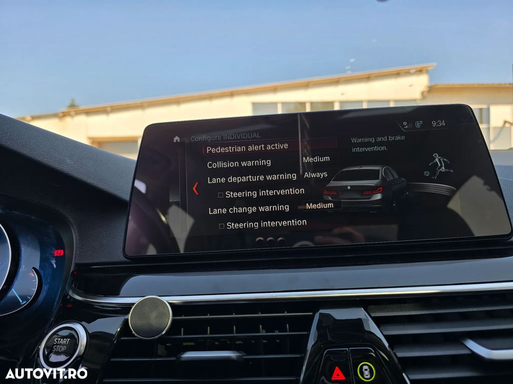 BMW Seria 5 520d AT - 33