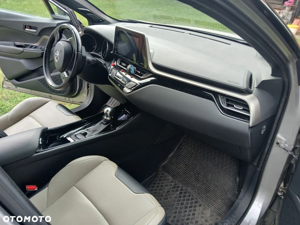 Toyota C-HR 1.8 Hybrid Prestige - 8