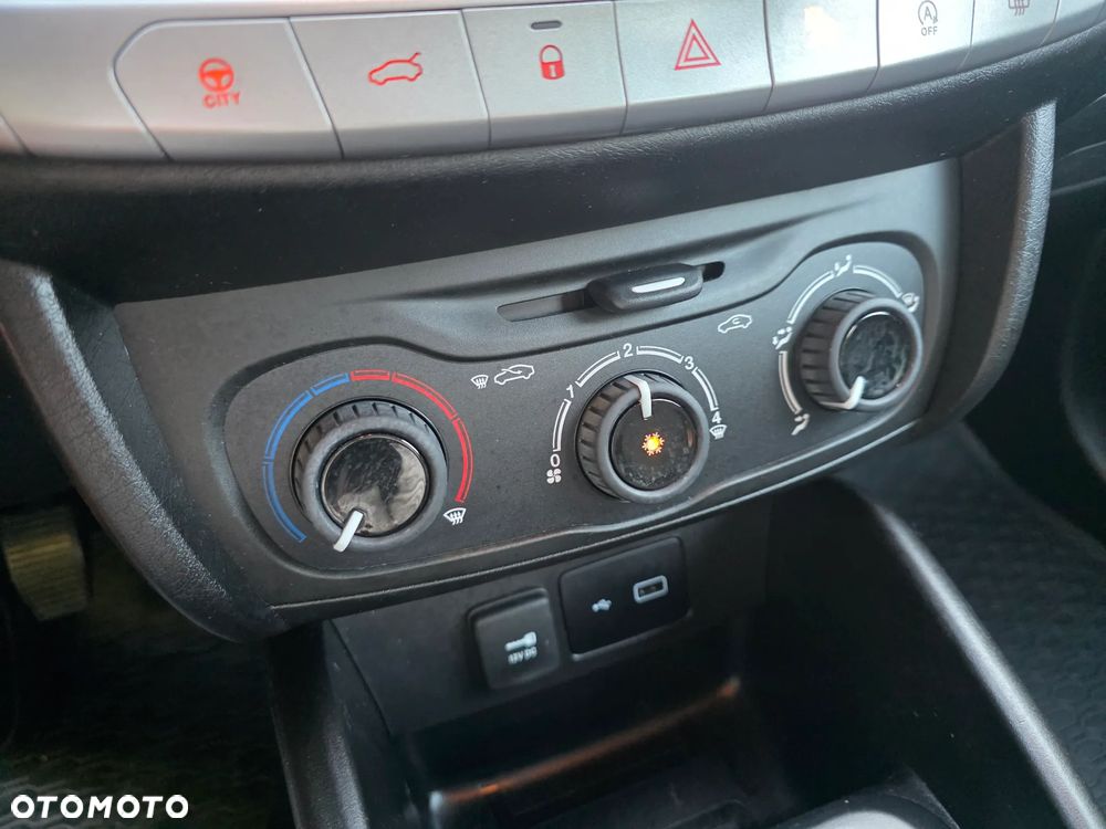 Fiat Tipo 1.4 16V Easy - 21