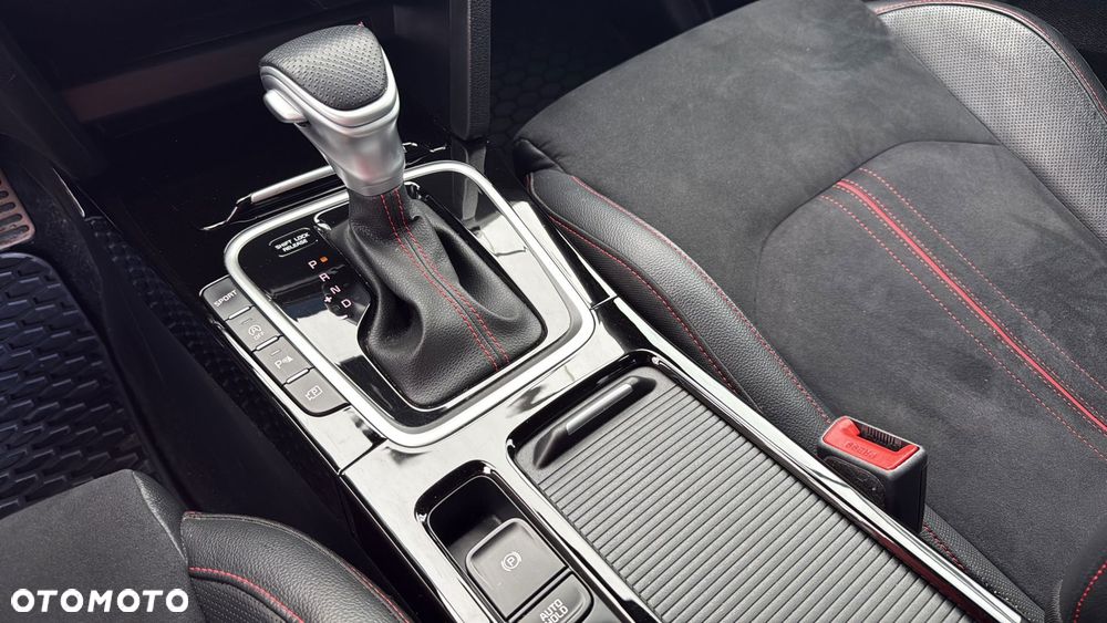 Kia ProCeed 1.6 T-GDI GT DCT - 19