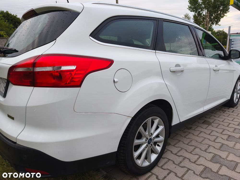 Ford Focus 1.5 EcoBoost Titanium - 6
