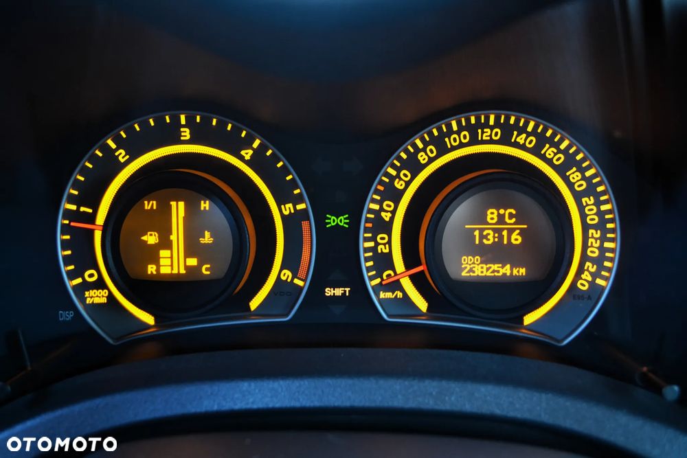 Toyota Auris 1.4 D-4D Luna - 40