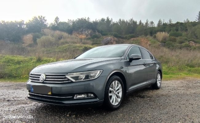 VW Passat 2.0 TDI Confortline - 2