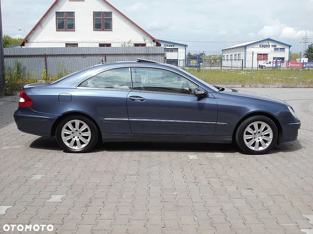 Mercedes-Benz CLK Coupe 220 CDI Automatik Elegance - 19