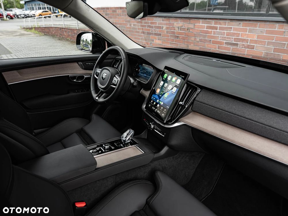 Volvo XC 90 T8 AWD Recharge Plus Dark - 25