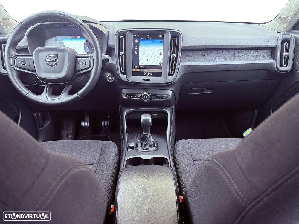 Volvo XC 40 2.0 D3 Momentum - 6