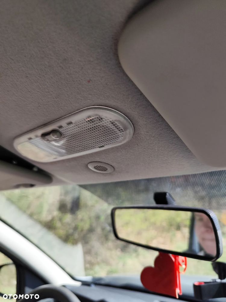 Dacia Duster 1.6 Euro5 - 22