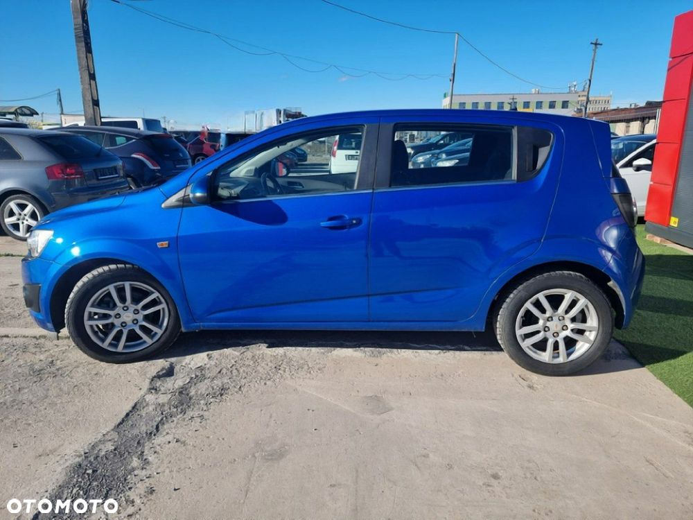 Chevrolet Aveo - 8