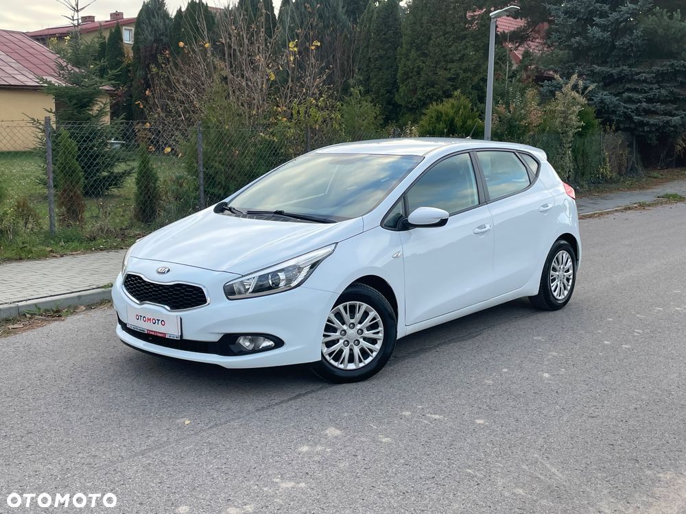 Kia Ceed 1.4 CVVT Attract - 18