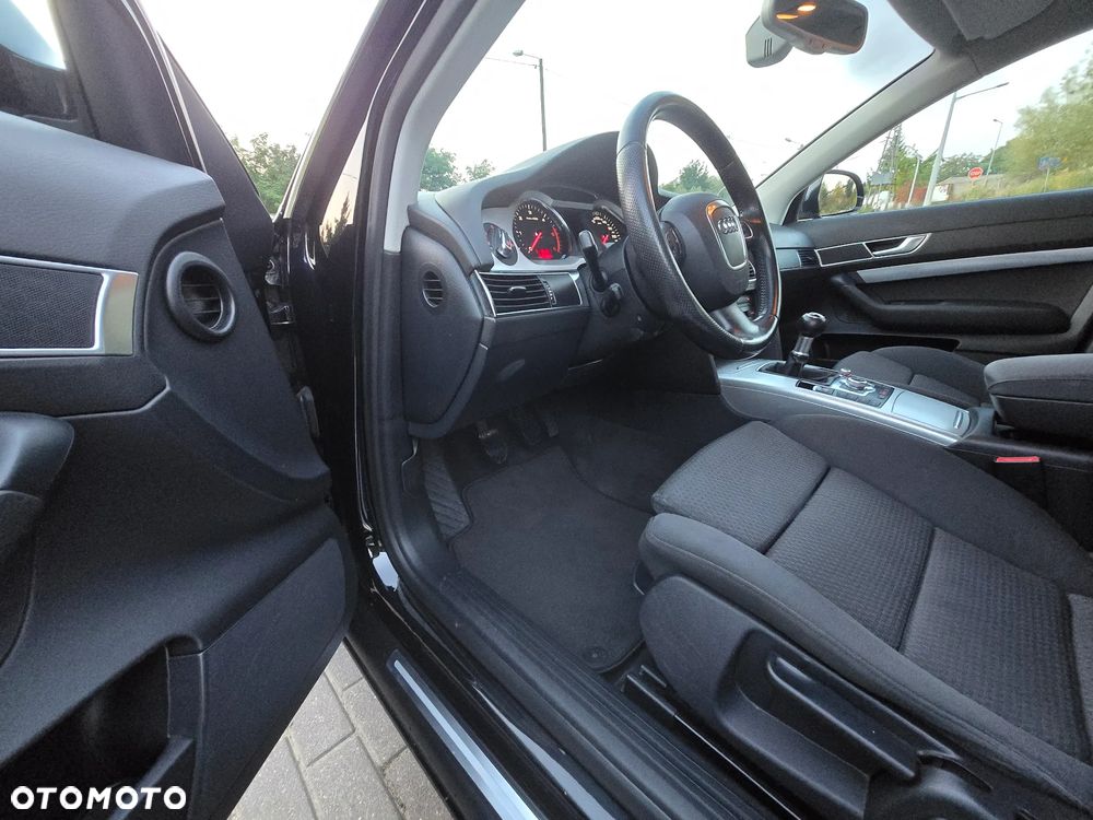 Audi A6 Avant - 17