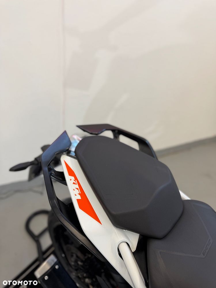 KTM Duke - 16