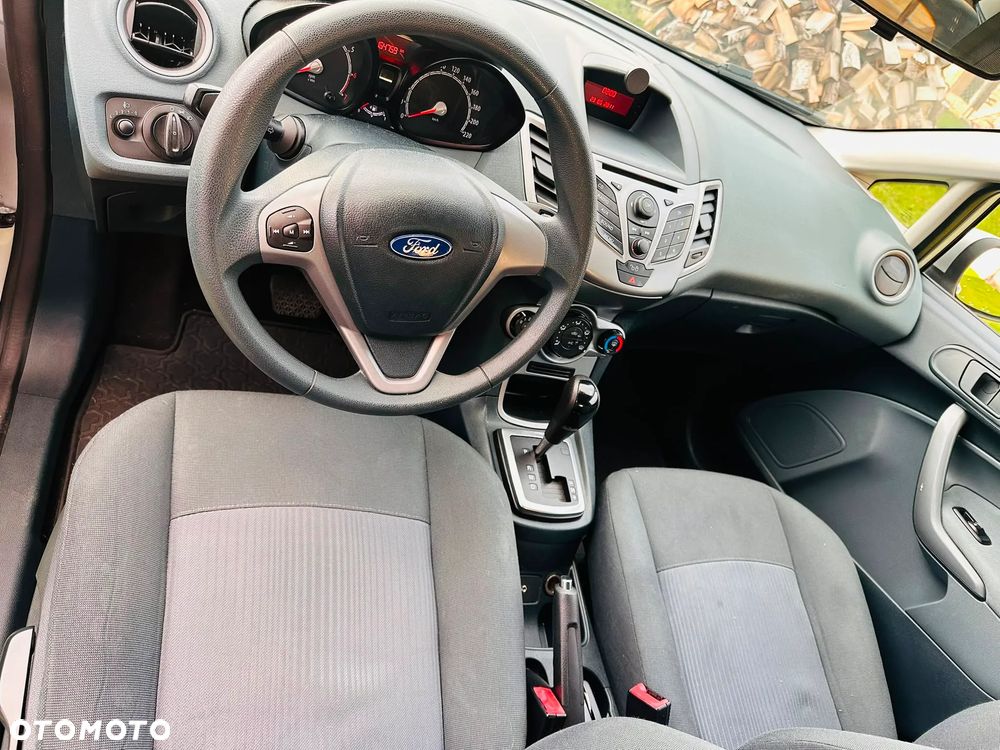 Ford Fiesta 1.4 Autom Trend - 6