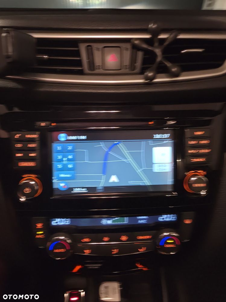Nissan Qashqai 1.6 DIG-T N-Connecta - 18