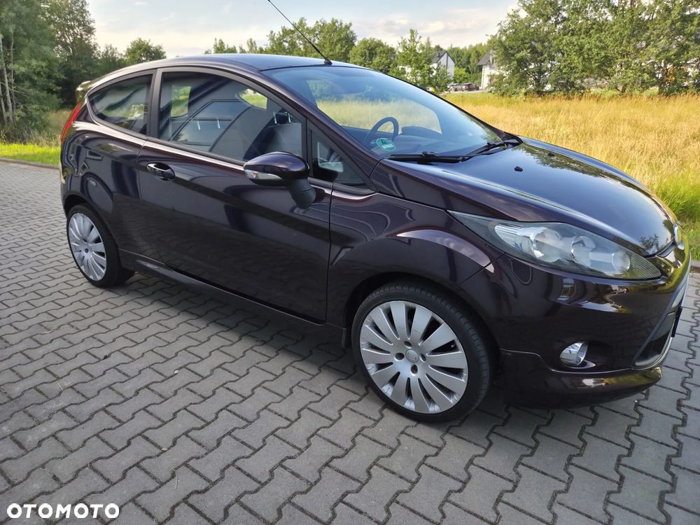 Ford Fiesta 1.25 Champions Edition - 12