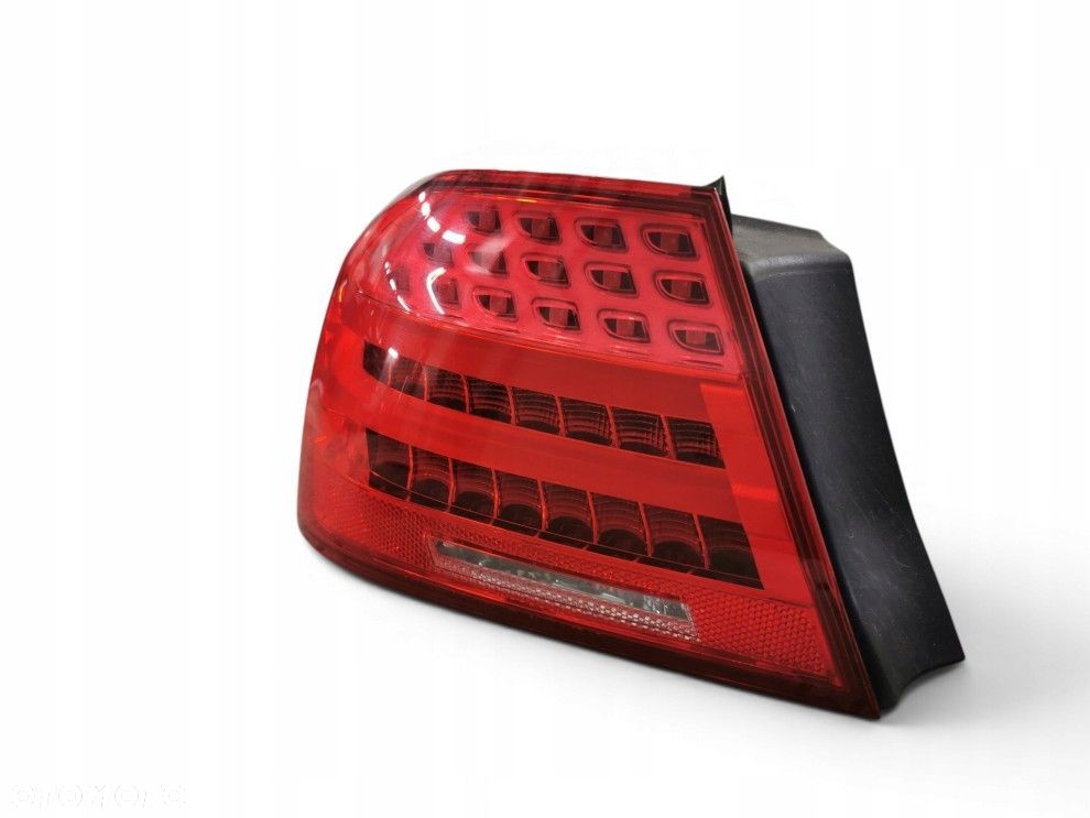 BMW 3 E92 LIFT LCI LEWA TYLNA LAMPA ORYGINAŁ 6321-7251957-05 - 4