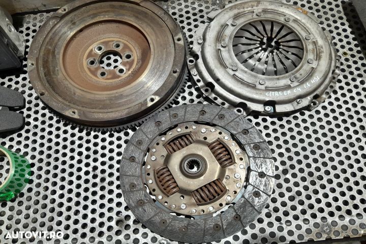 KIT AMBREIAJ Citroen C4 1 [2004 - 2008] Hatchback 5-usi 1.6 HDi MT (1 - 1