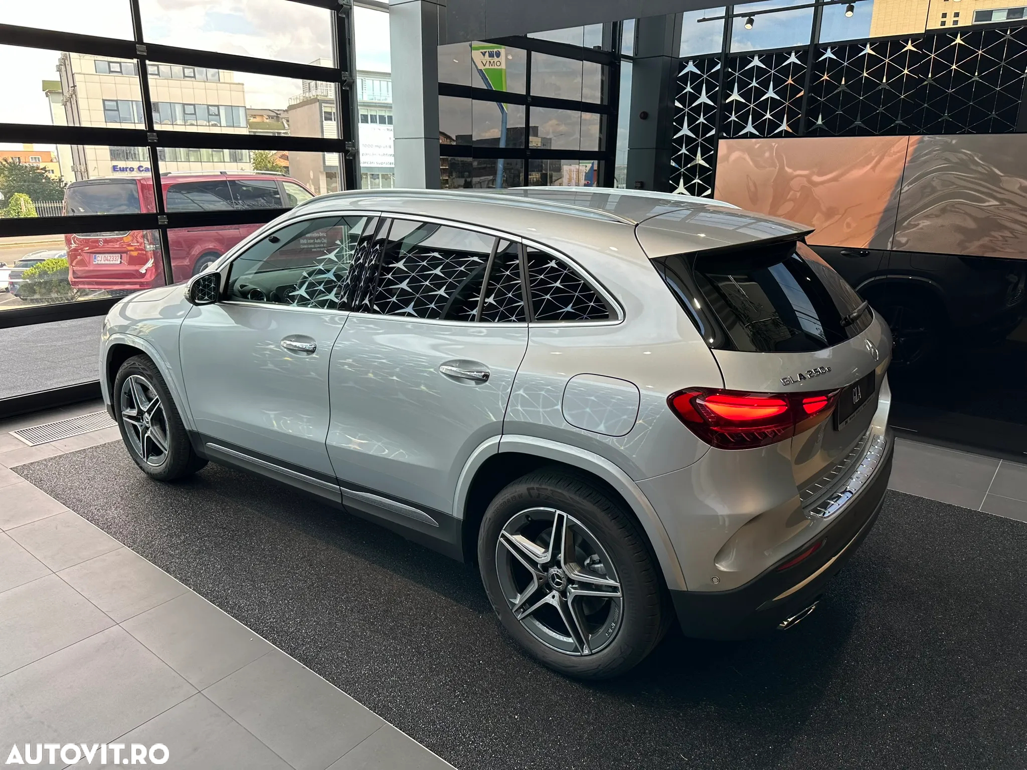 Mercedes-Benz GLA 250 e 8G-DCT AMG Line Advanced Plus - 6