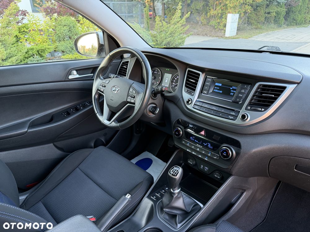 Hyundai Tucson 1.7 CRDI BlueDrive Style 2WD - 15
