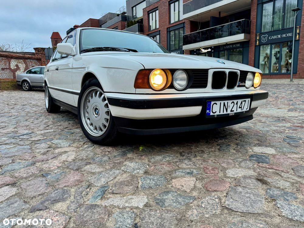 BMW Seria 5 520i - 2