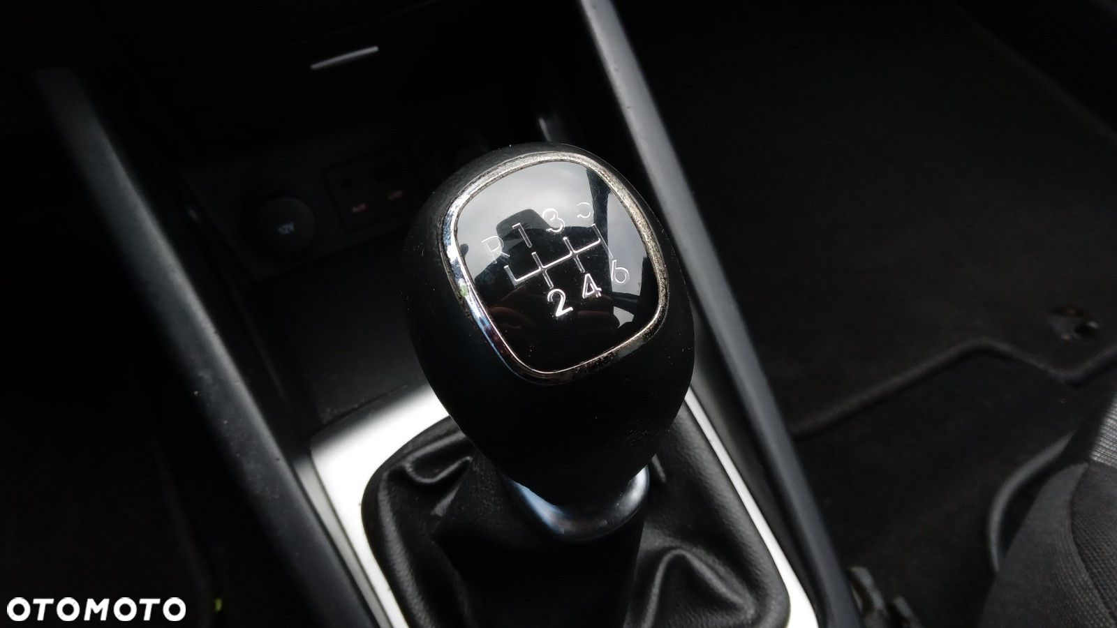 Kia Ceed - 21