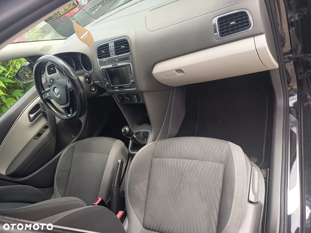 Volkswagen Polo 1.4 TDI (Blue Motion Technology) Highline - 10