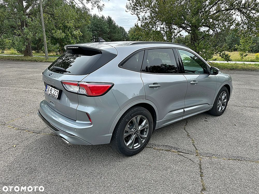 Ford Kuga 1.5 EcoBoost ST-LINE X - 4