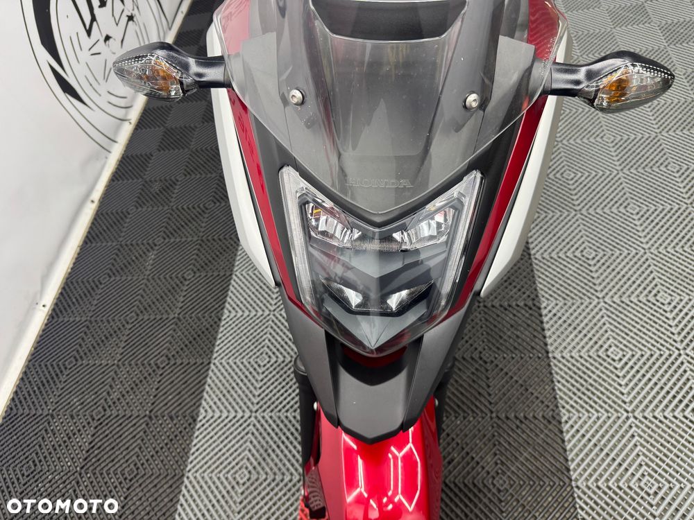 Honda NC - 12