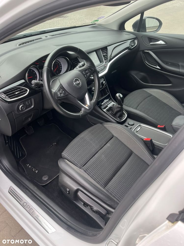 Opel Astra 1.2 T GS Line S&S - 25