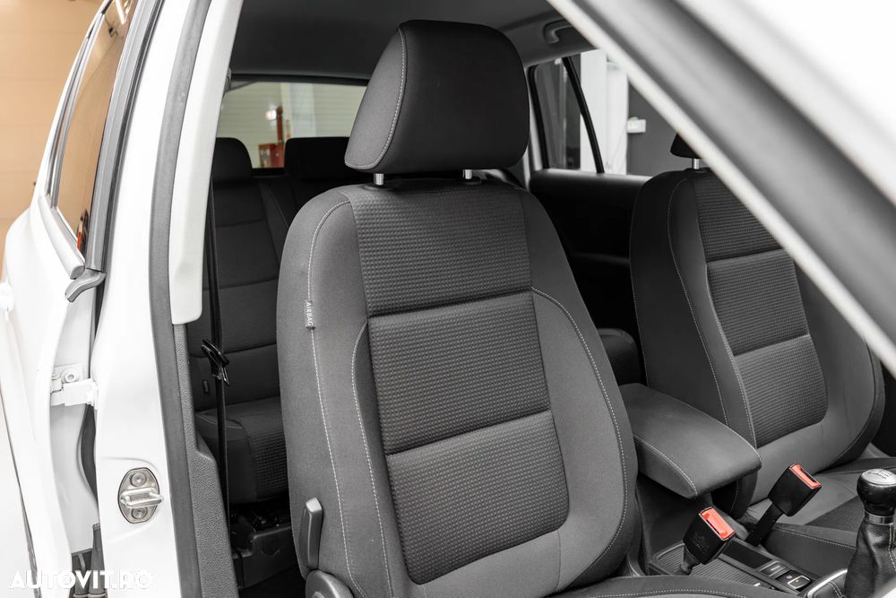 Volkswagen Tiguan 2.0 TDI DPF 4Motion BlueMotion Technology Cup Sport & Style - 22