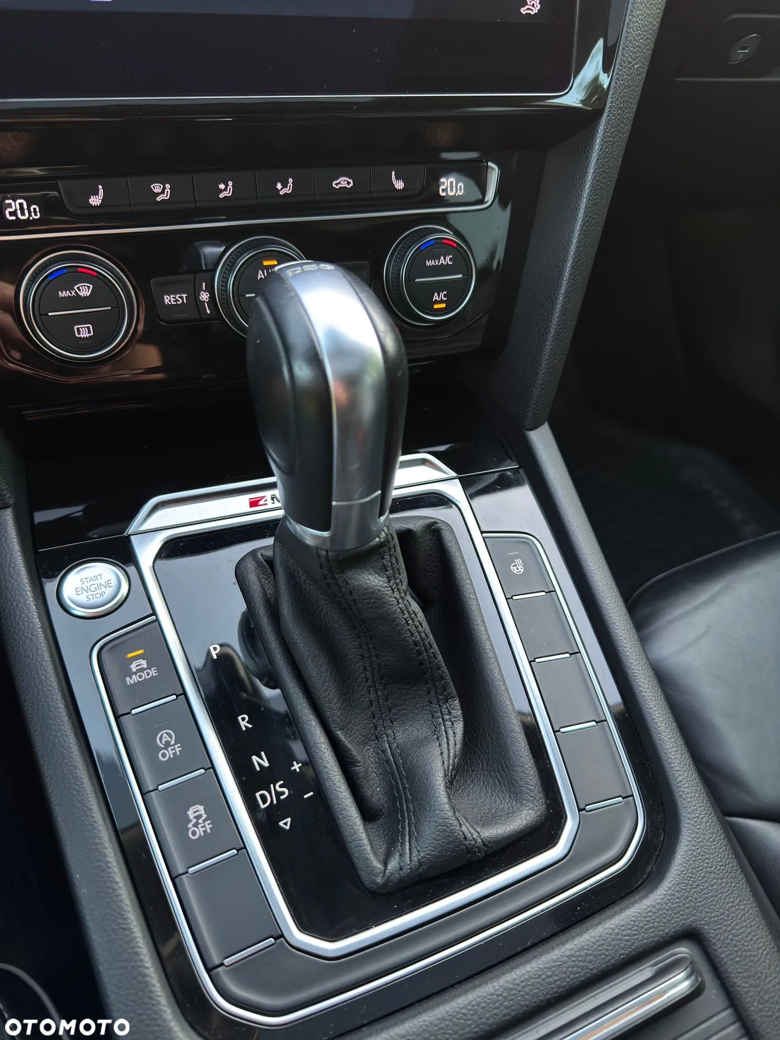 Volkswagen Arteon 2.0 TDI Bi-Turbo SCR 4Mot Elegance DSG - 14
