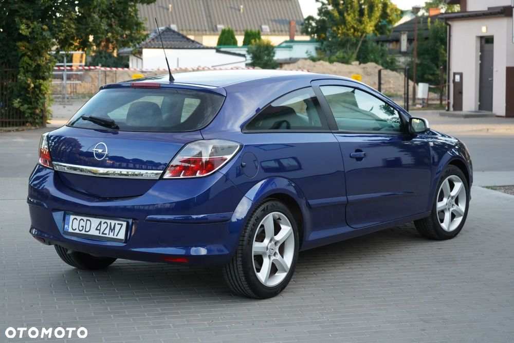 Opel Astra 1.8 Sport - 4